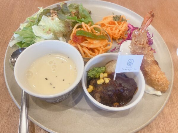 カフェと教室 ハレマ　